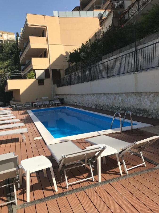 Ferienwohnung Il Piccolo Diavolo Taormina Exterior foto